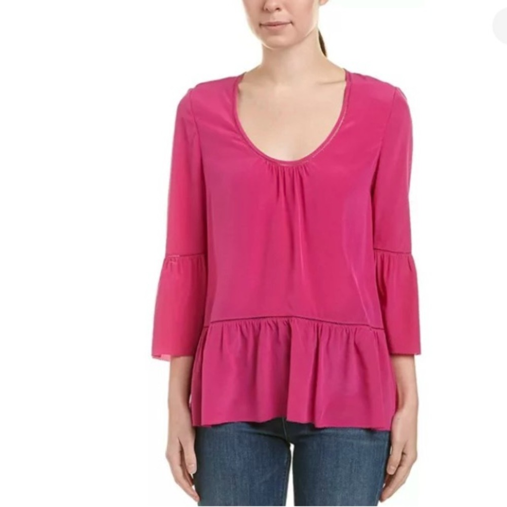 Trina Turk Los Angeles 100% Silk Lilias Bell Peplum Blouse with 3/4 Slee…
